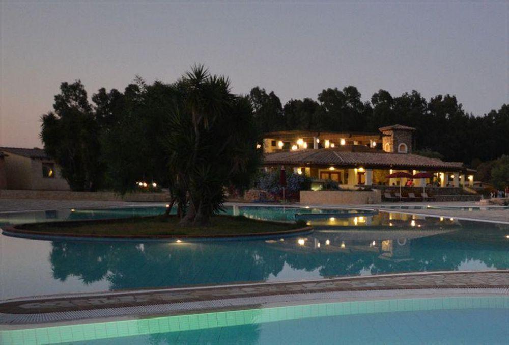 Limone Beach Resort Castiadas Kültér fotó